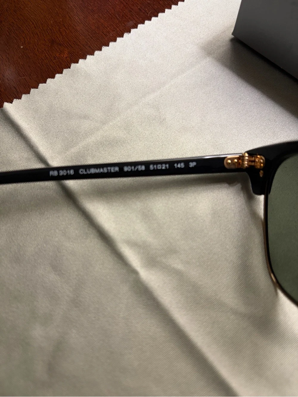 Ray Ban sunglasses 🕶️